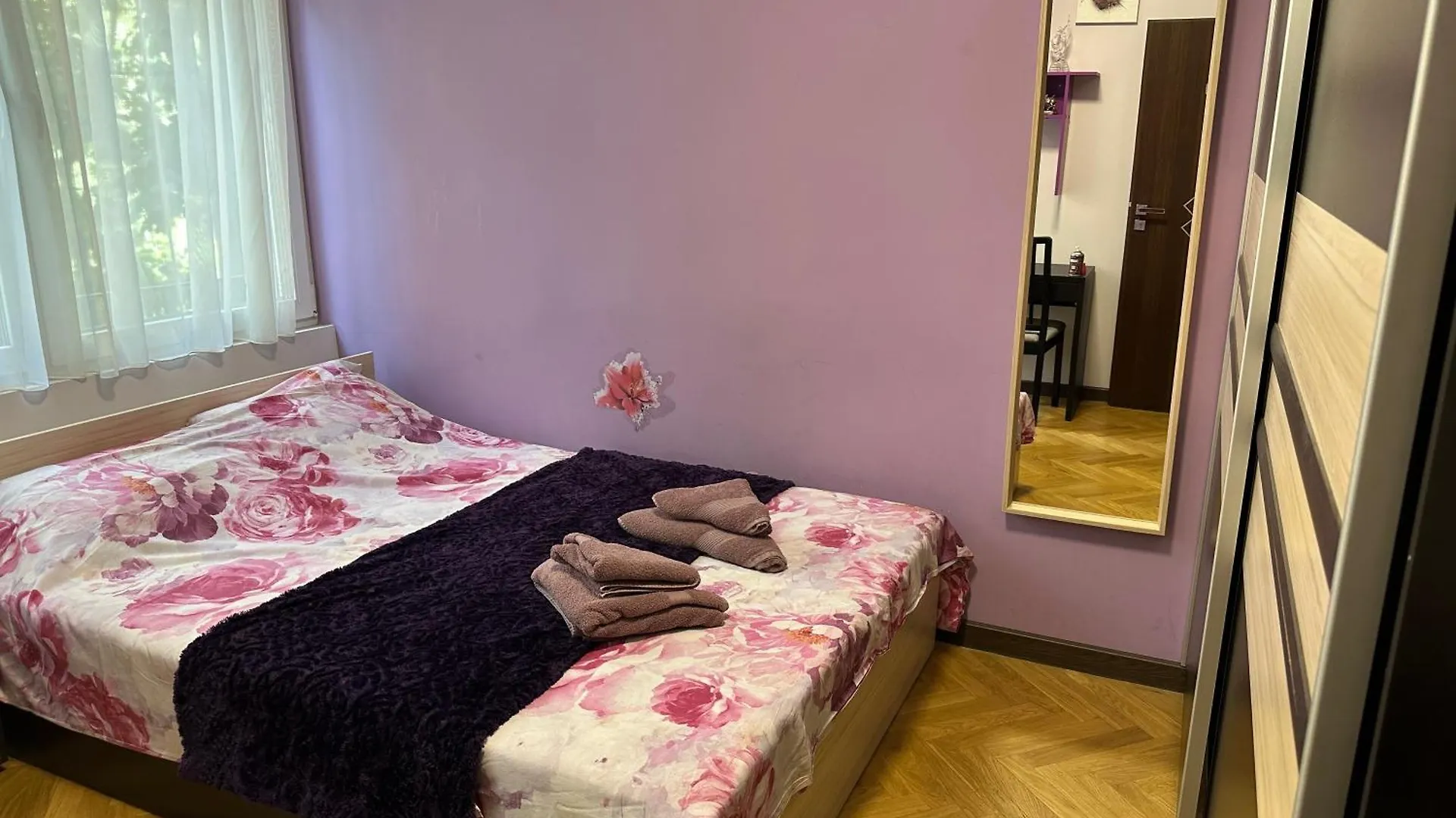 Apartment Ferienwohnung Luxury Oasis In Absolute Center Of Sofia
