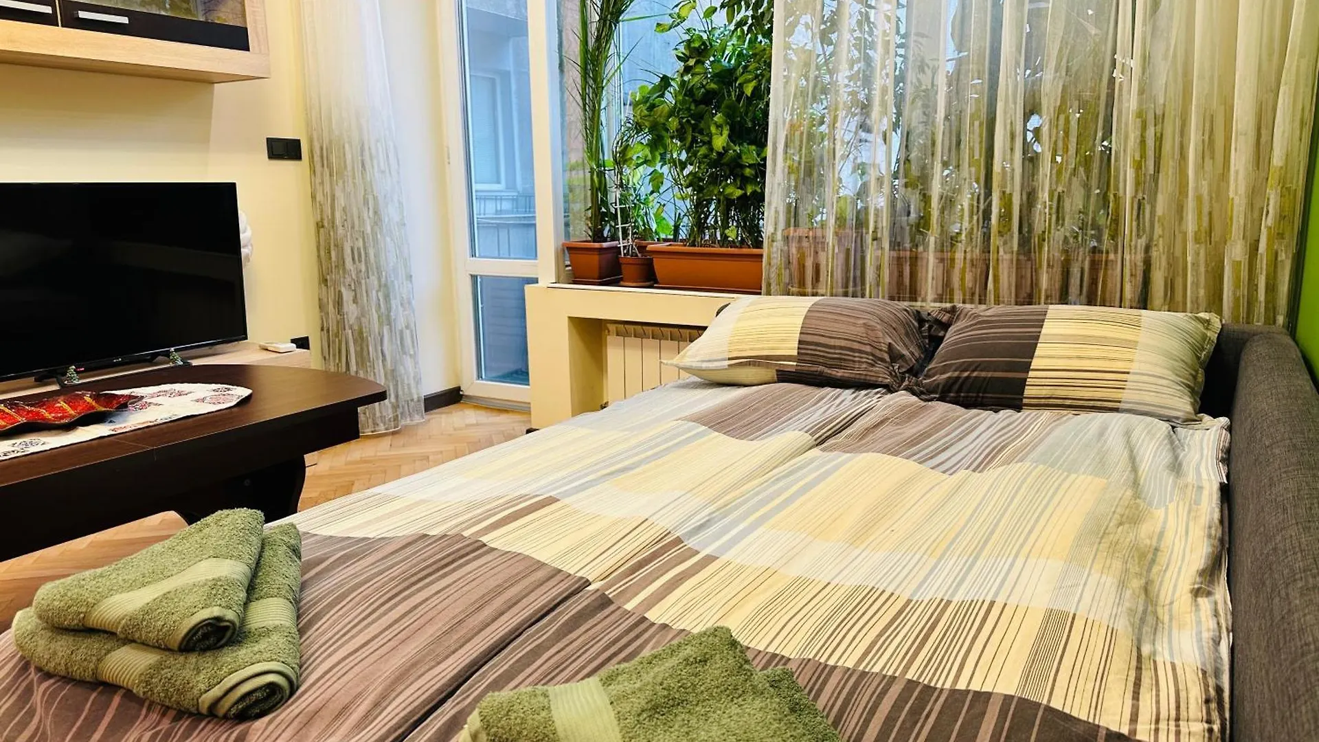 Luxury Oasis In Absolute Center Of Sofia公寓 0*, 索菲亞