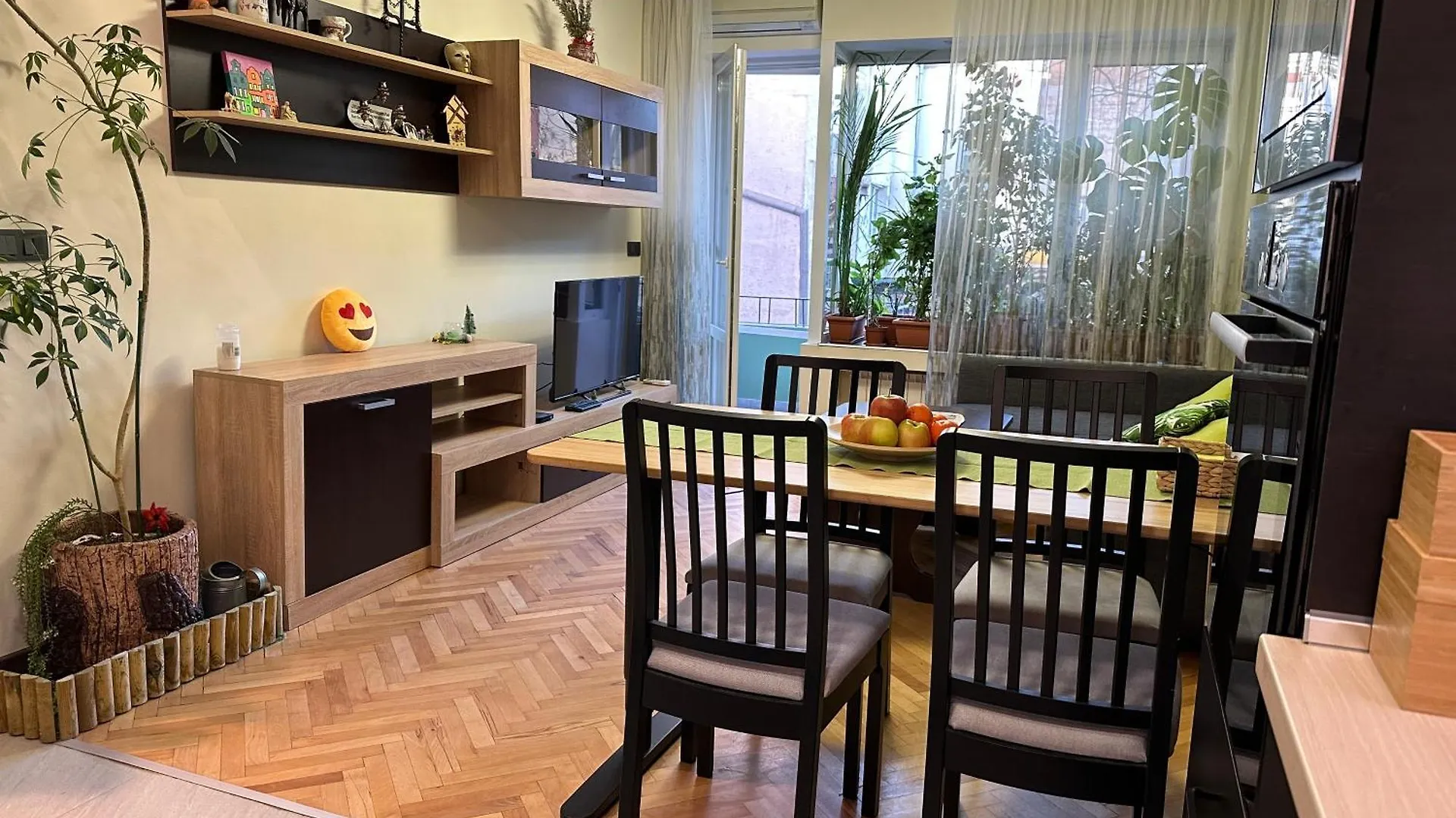 Luxury Oasis In Absolute Center Of Sofia公寓 0*, 索菲亞